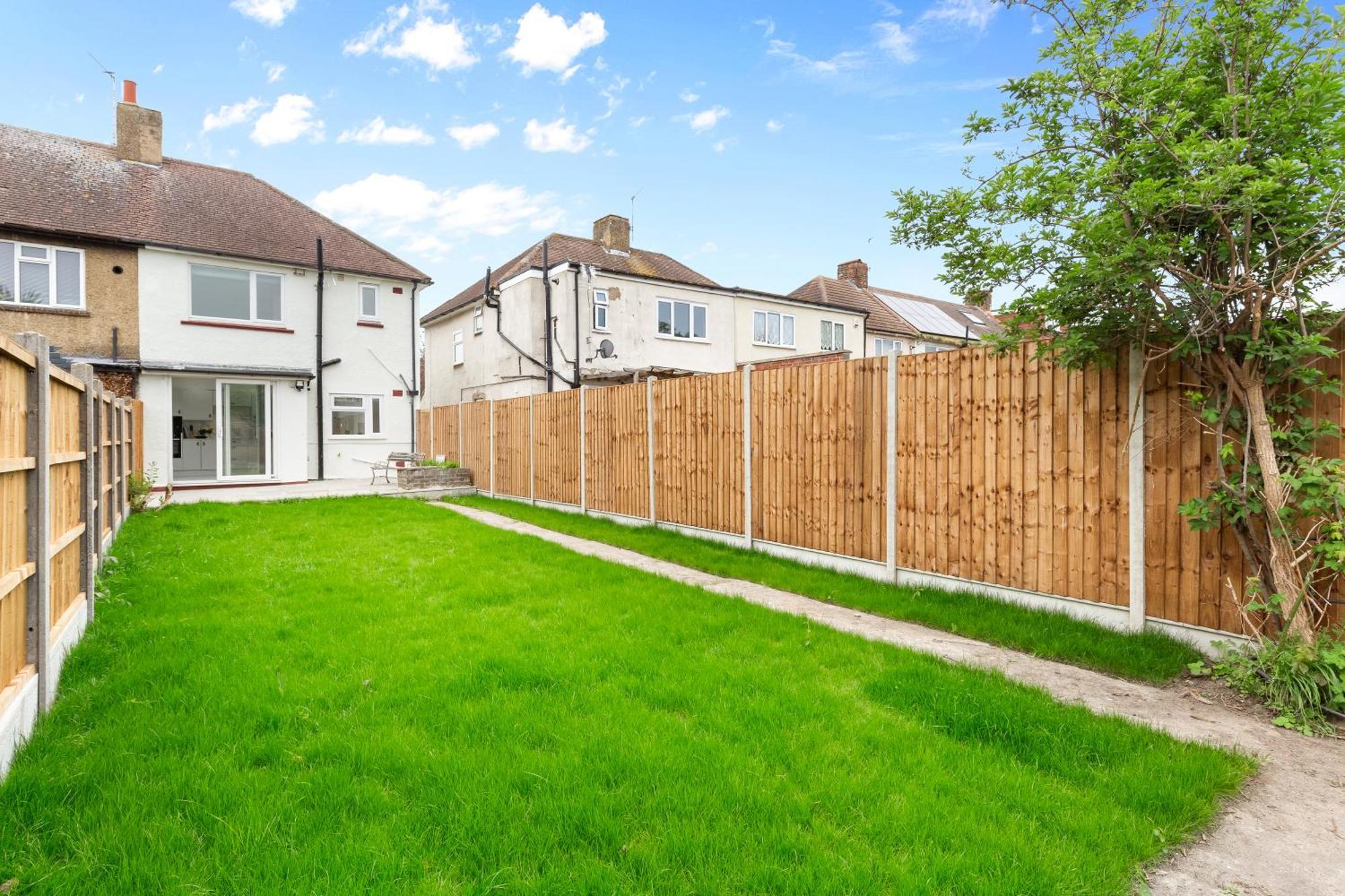 3 Bedroom House Close To Dartford Station ภายนอก รูปภาพ