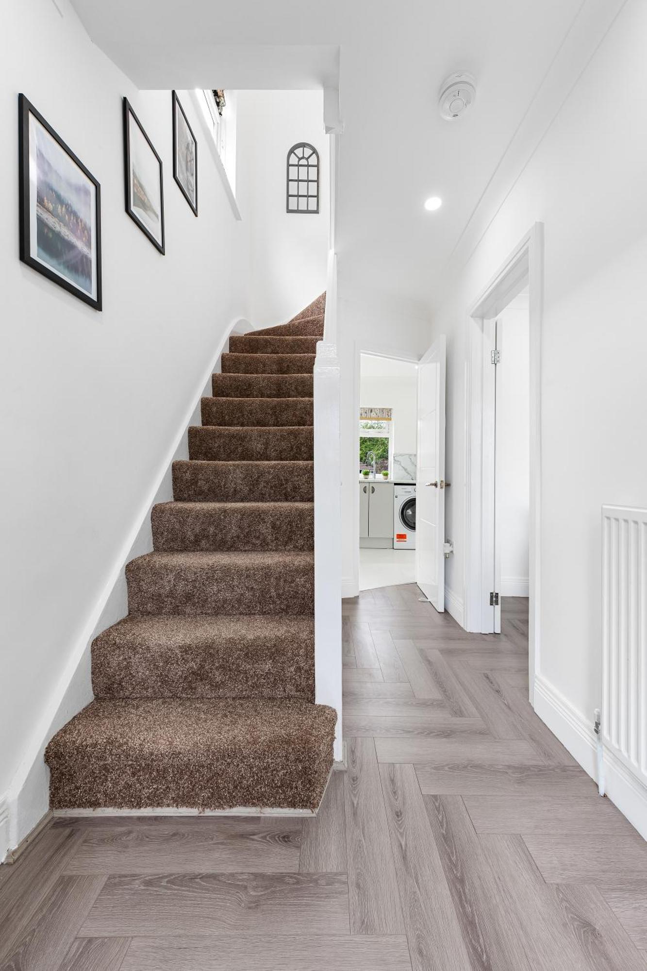 3 Bedroom House Close To Dartford Station ภายนอก รูปภาพ